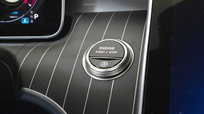 2026 Mercedes-Benz C 300 4MATIC® Sedan