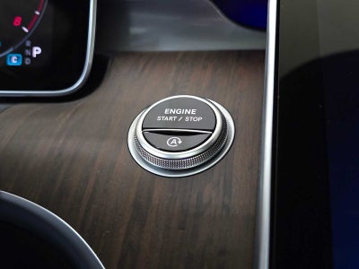 2026 Mercedes-Benz C 300 4MATIC® Sedan