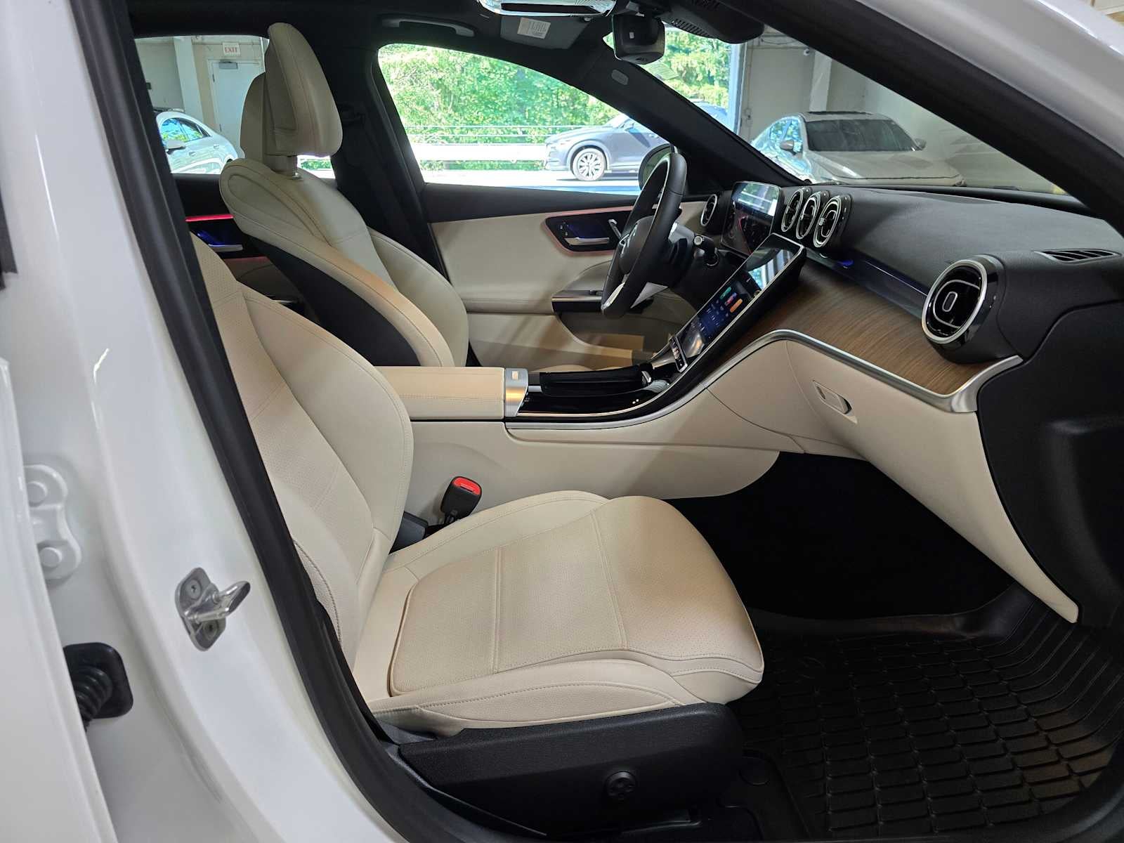 2025 Mercedes-Benz C 300 4MATIC® Sedan