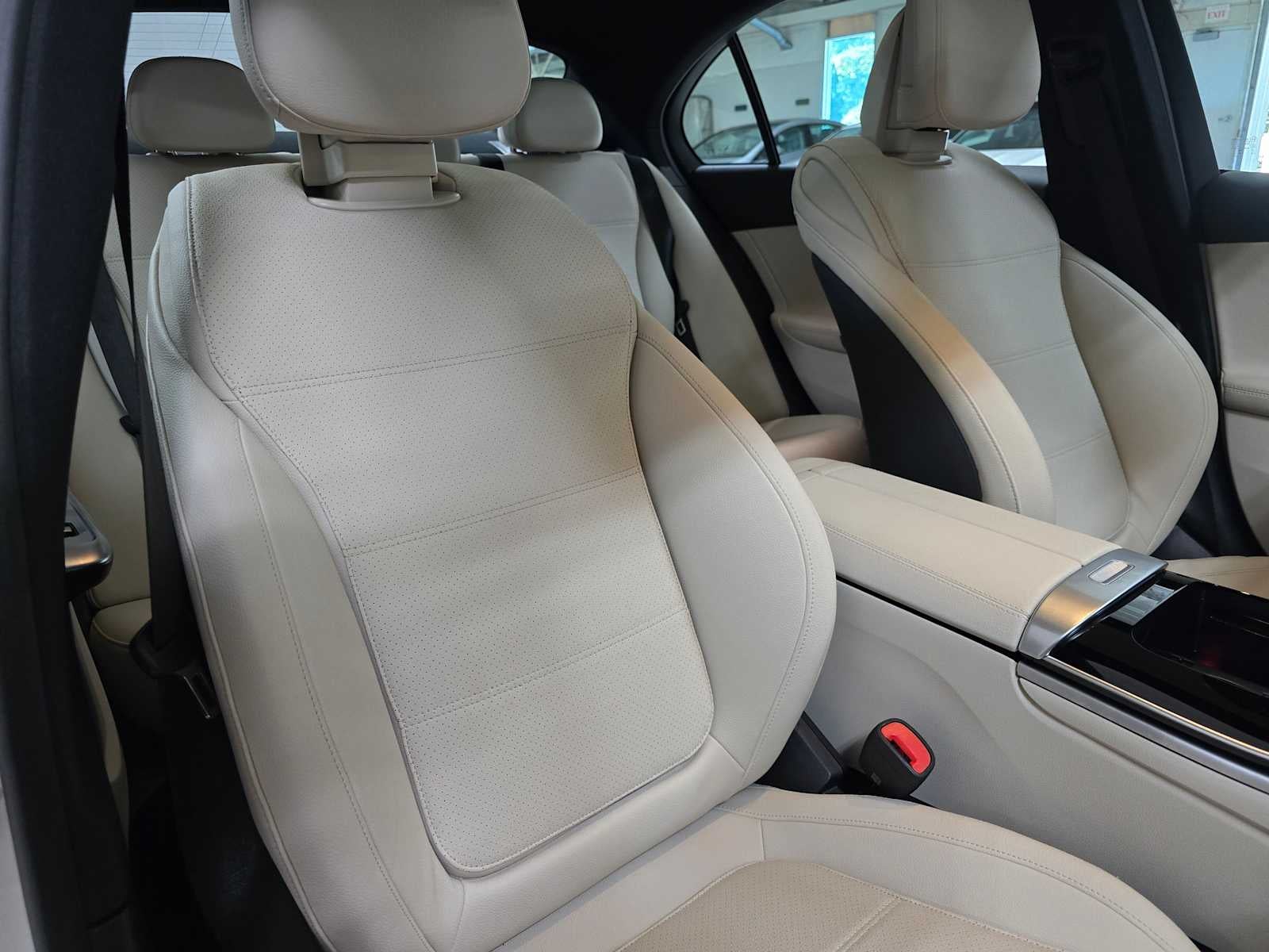 2025 Mercedes-Benz C 300 4MATIC® Sedan