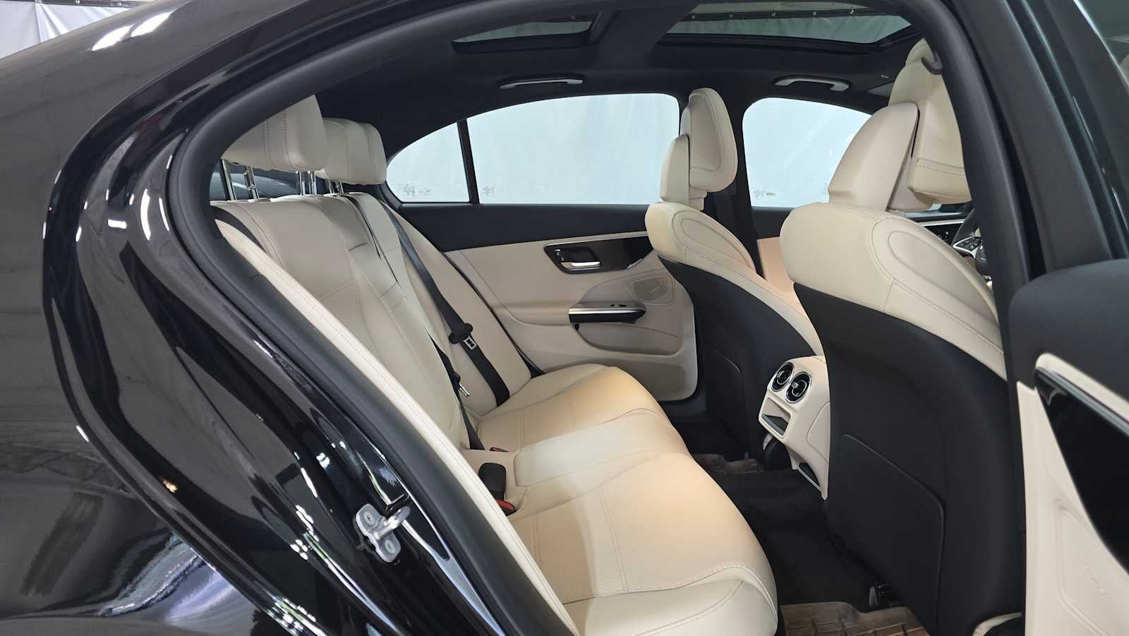 2026 Mercedes-Benz C 300 4MATIC® Sedan