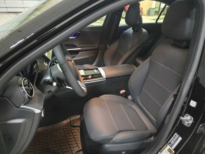 2026 Mercedes-Benz C 300 4MATIC® Sedan