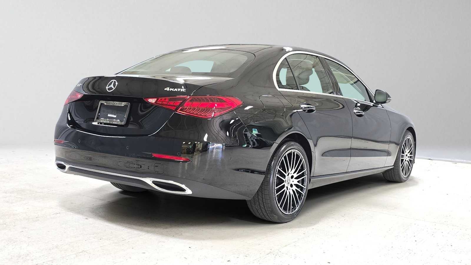 2026 Mercedes-Benz C 300 4MATIC® Sedan