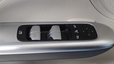 2026 Mercedes-Benz C 300 4MATIC® Sedan