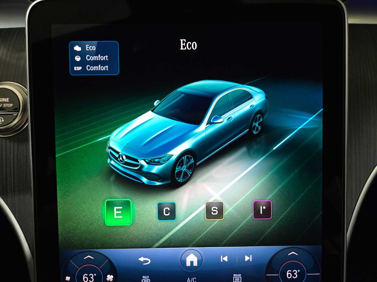 2026 Mercedes-Benz C 300 4MATIC® Sedan