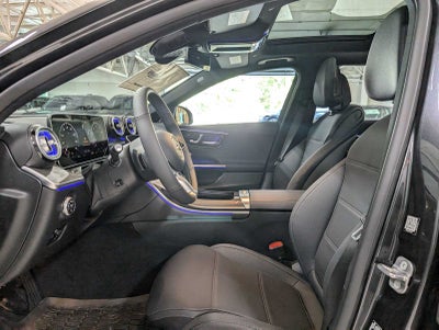 2025 Mercedes-Benz C 300 4MATIC® Sedan