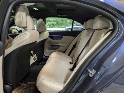 2025 Mercedes-Benz C 300 4MATIC® Sedan