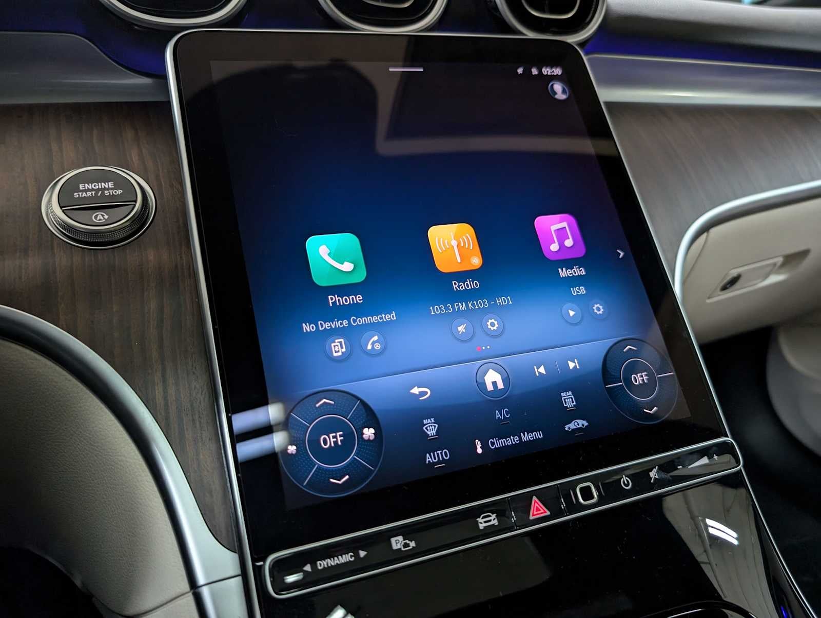 2025 Mercedes-Benz C 300 4MATIC® Sedan