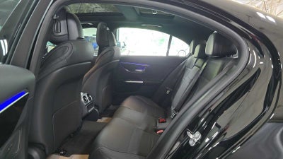2026 Mercedes-Benz C 300 4MATIC® Sedan