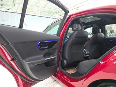 2026 Mercedes-Benz C 300 4MATIC® Sedan