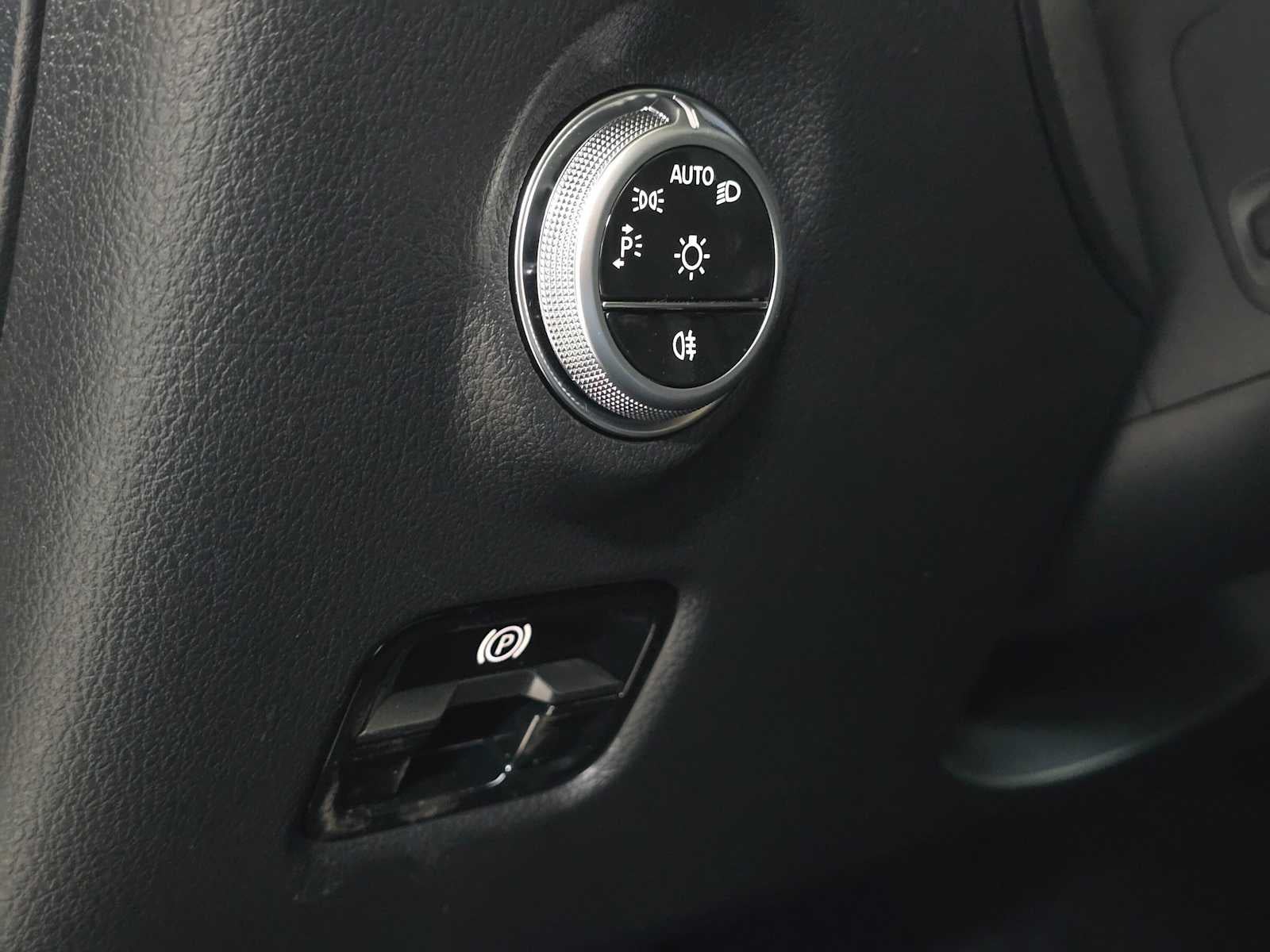 2026 Mercedes-Benz C 300 4MATIC® Sedan