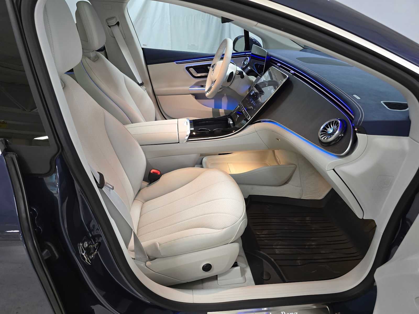 2026 Mercedes-Benz EQE 320 Sedan