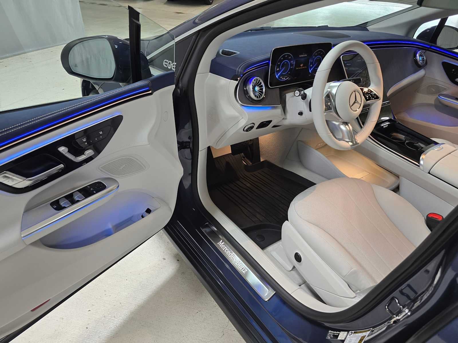 2026 Mercedes-Benz EQE 320 Sedan