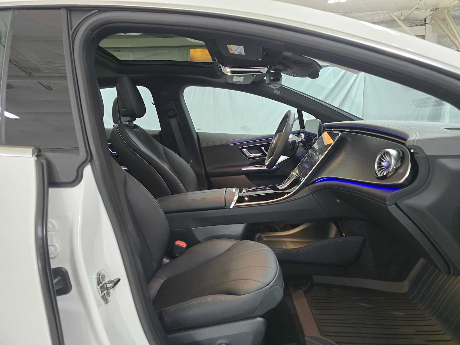 2026 Mercedes-Benz EQE 320 Sedan