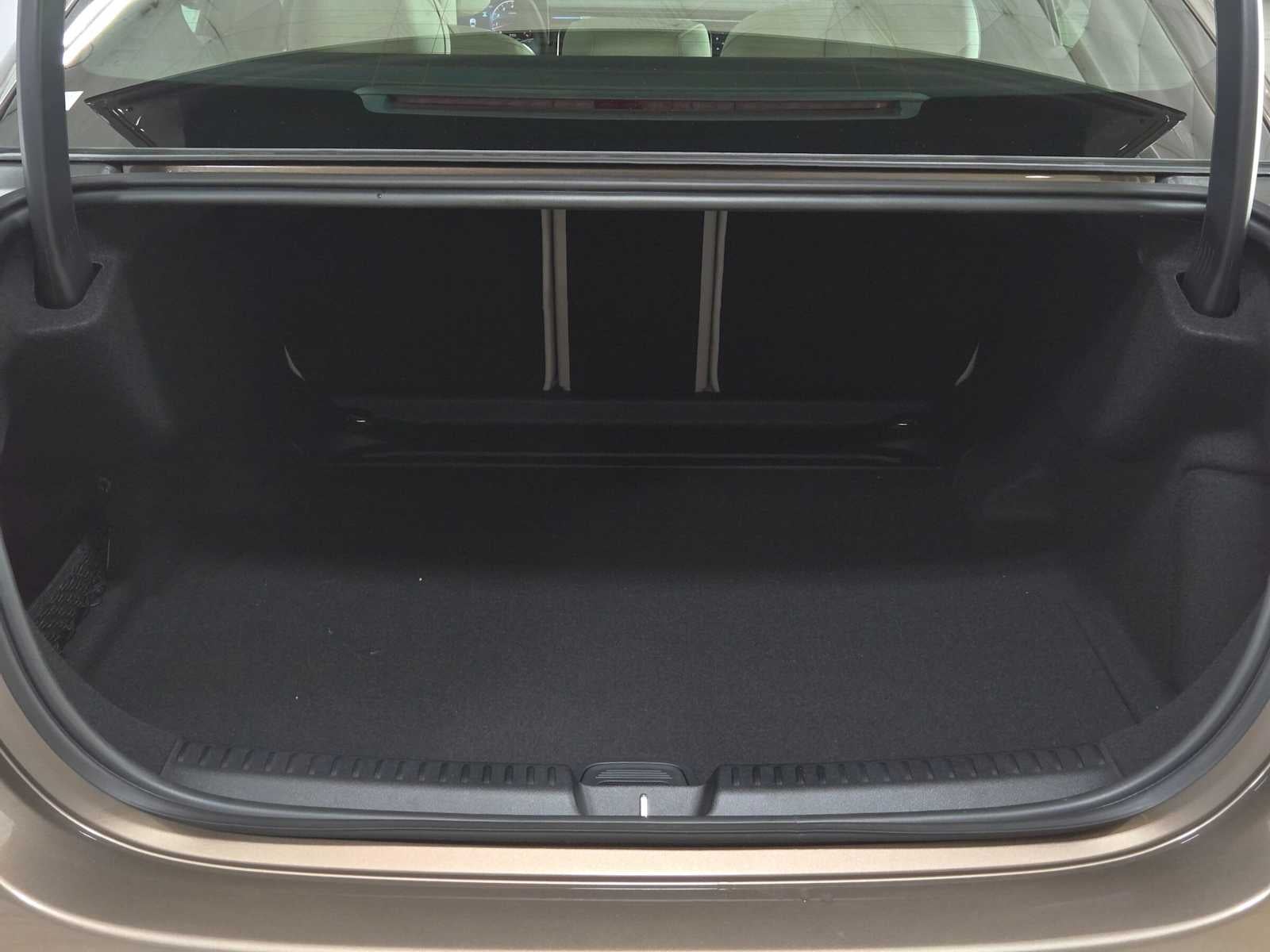 2027 Mercedes-Benz E 350 4MATIC® Sedan