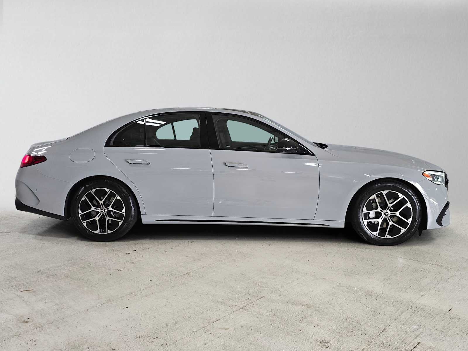 2025 Mercedes-Benz E 350 4MATIC® Sedan