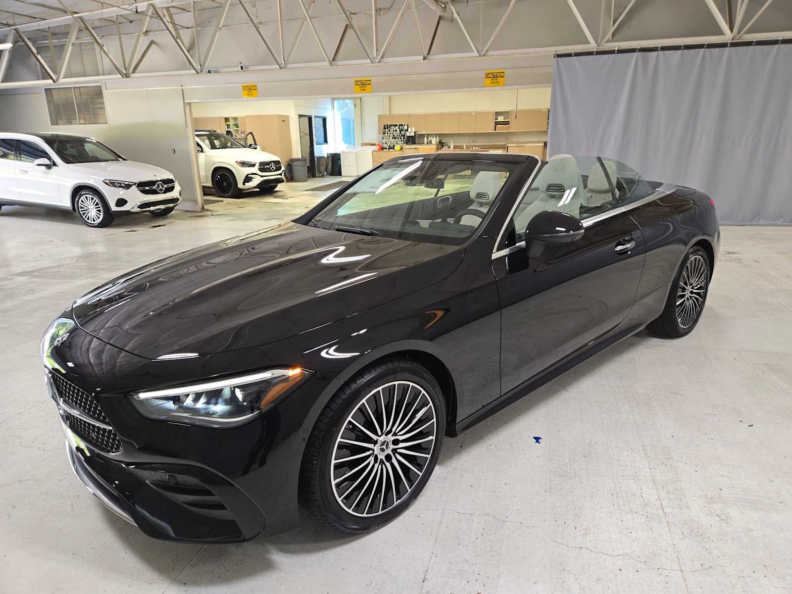 2027 Mercedes-Benz CLE 300 4MATIC® Cabriolet