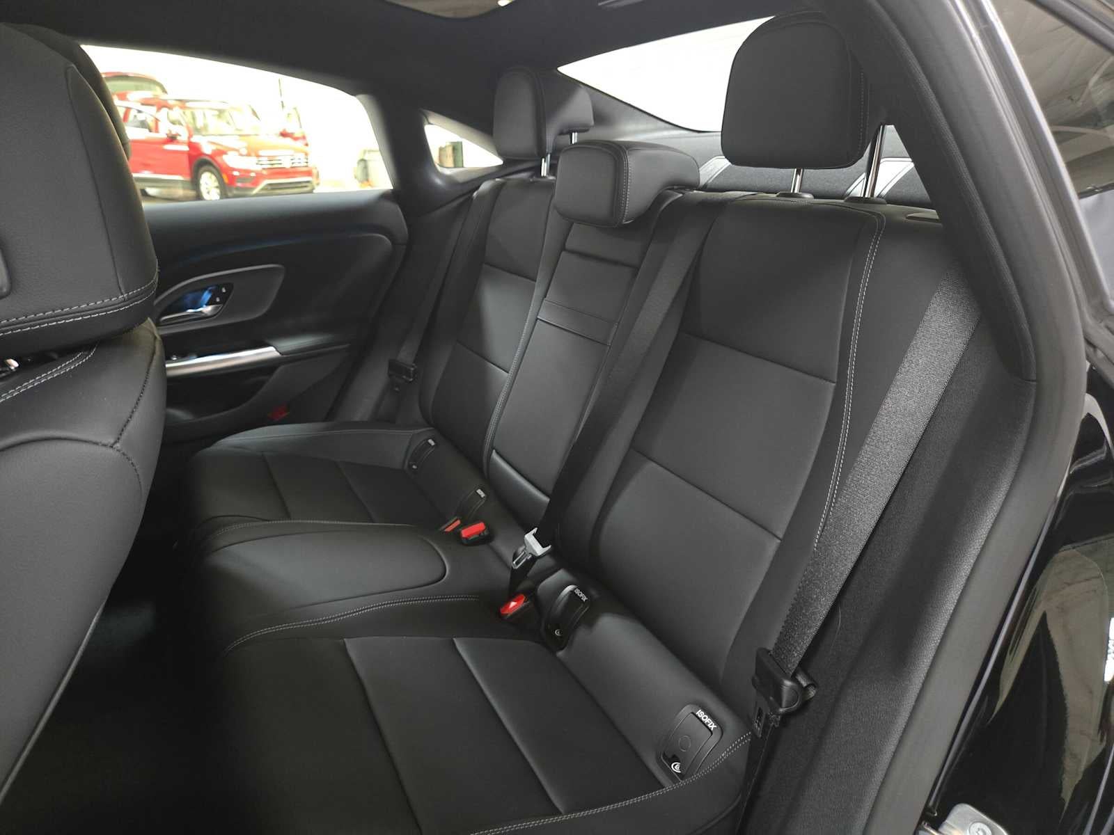 2027 Mercedes-Benz CLA 220 Hybrid FWD