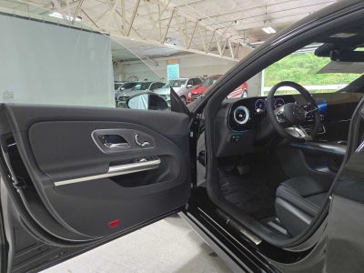 2027 Mercedes-Benz CLA 220 Hybrid FWD