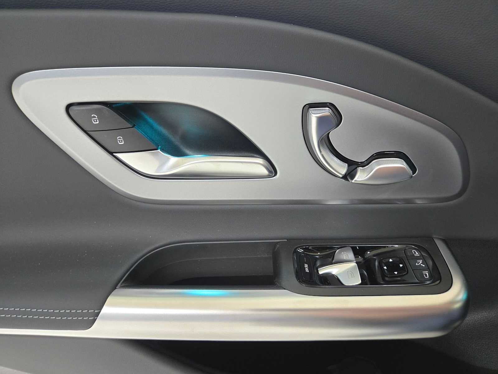 2027 Mercedes-Benz CLA 220 Hybrid FWD