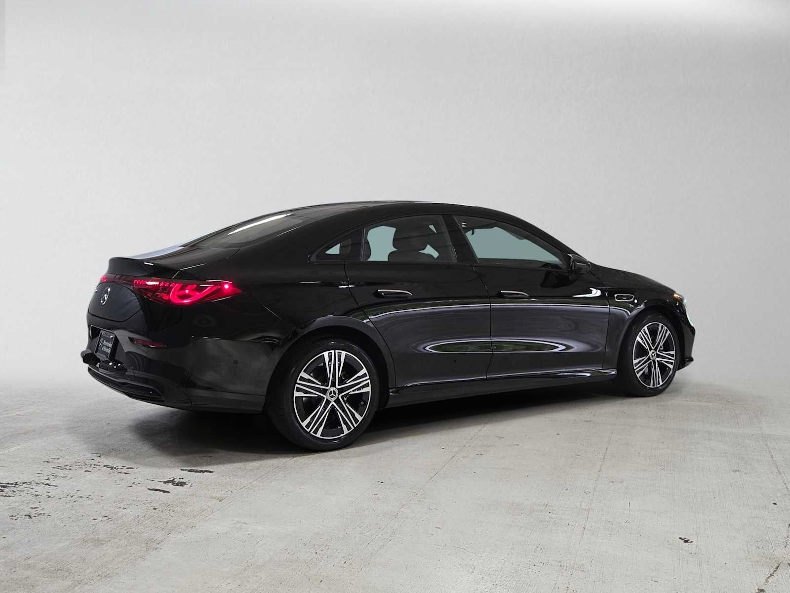 2027 Mercedes-Benz CLA 220 Hybrid FWD