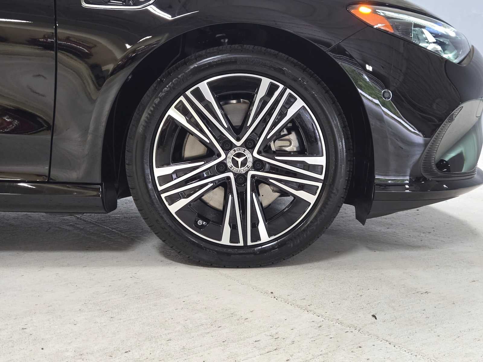 2027 Mercedes-Benz CLA 220 Hybrid FWD