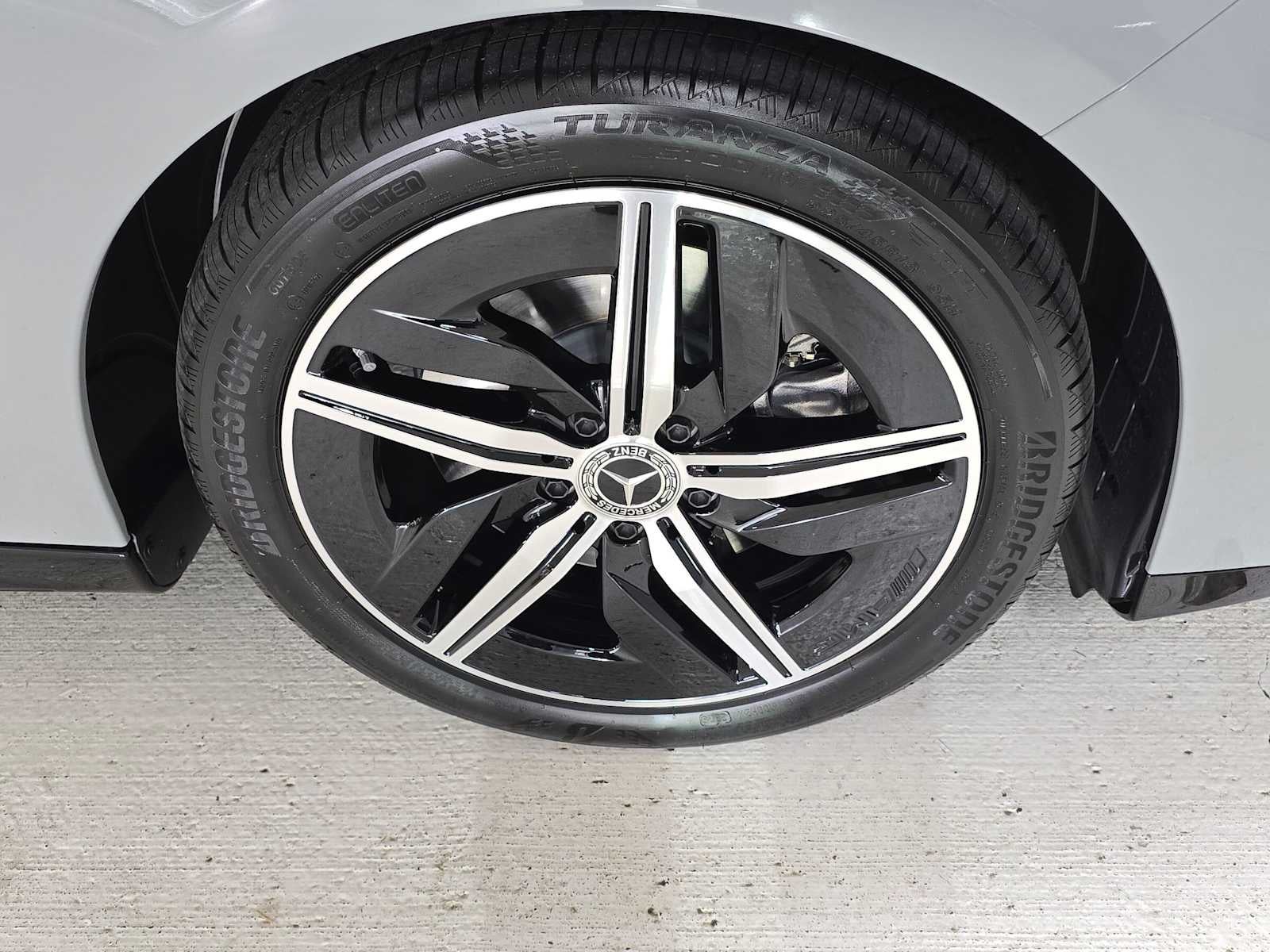 2027 Mercedes-Benz CLA 220 Hybrid FWD