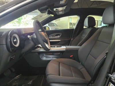 2027 Mercedes-Benz CLA 220 Hybrid FWD