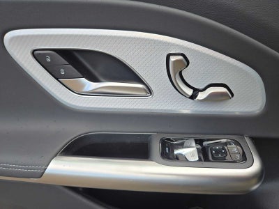 2027 Mercedes-Benz CLA 220 Hybrid FWD