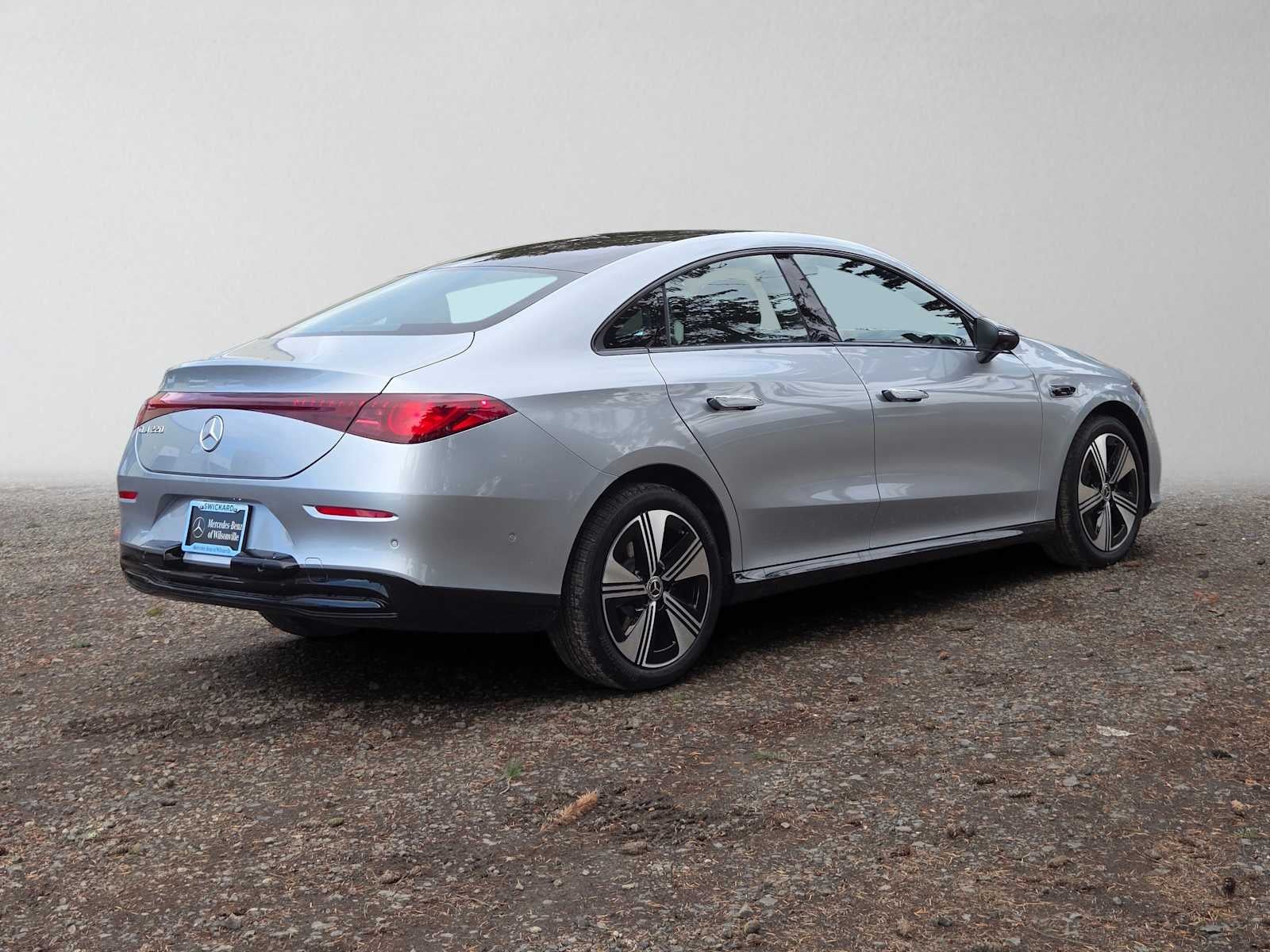 2027 Mercedes-Benz CLA 220 Hybrid FWD