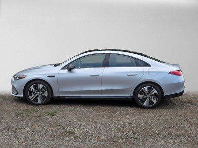 2027 Mercedes-Benz CLA 220 Hybrid FWD