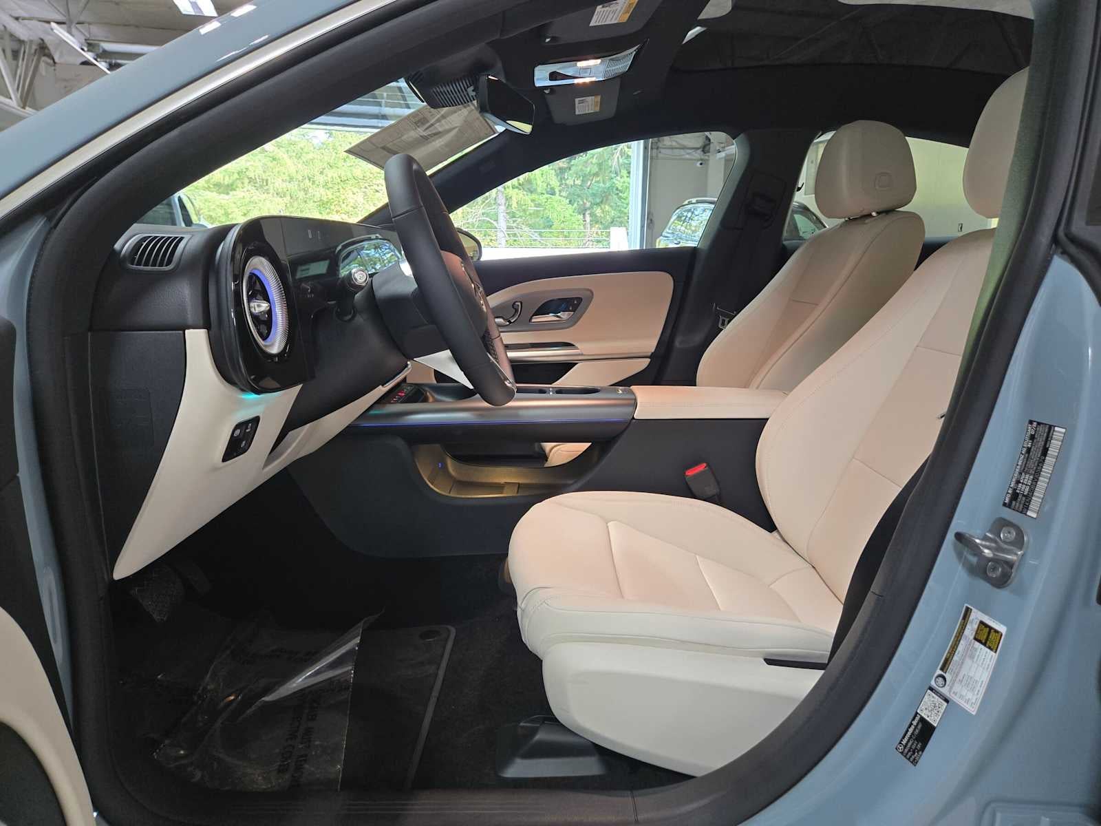 2027 Mercedes-Benz CLA 220 Hybrid FWD
