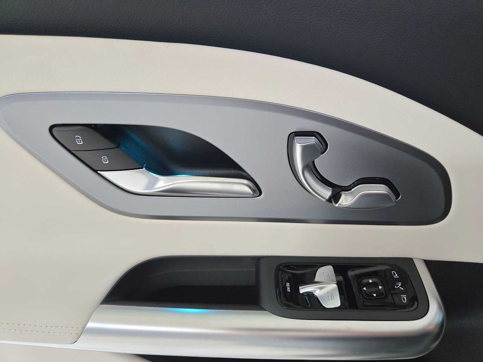 2027 Mercedes-Benz CLA 220 Hybrid FWD
