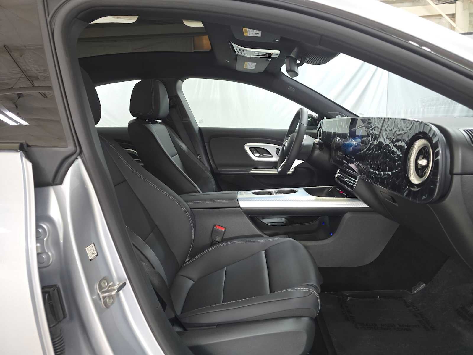 2027 Mercedes-Benz CLA 220 Hybrid FWD