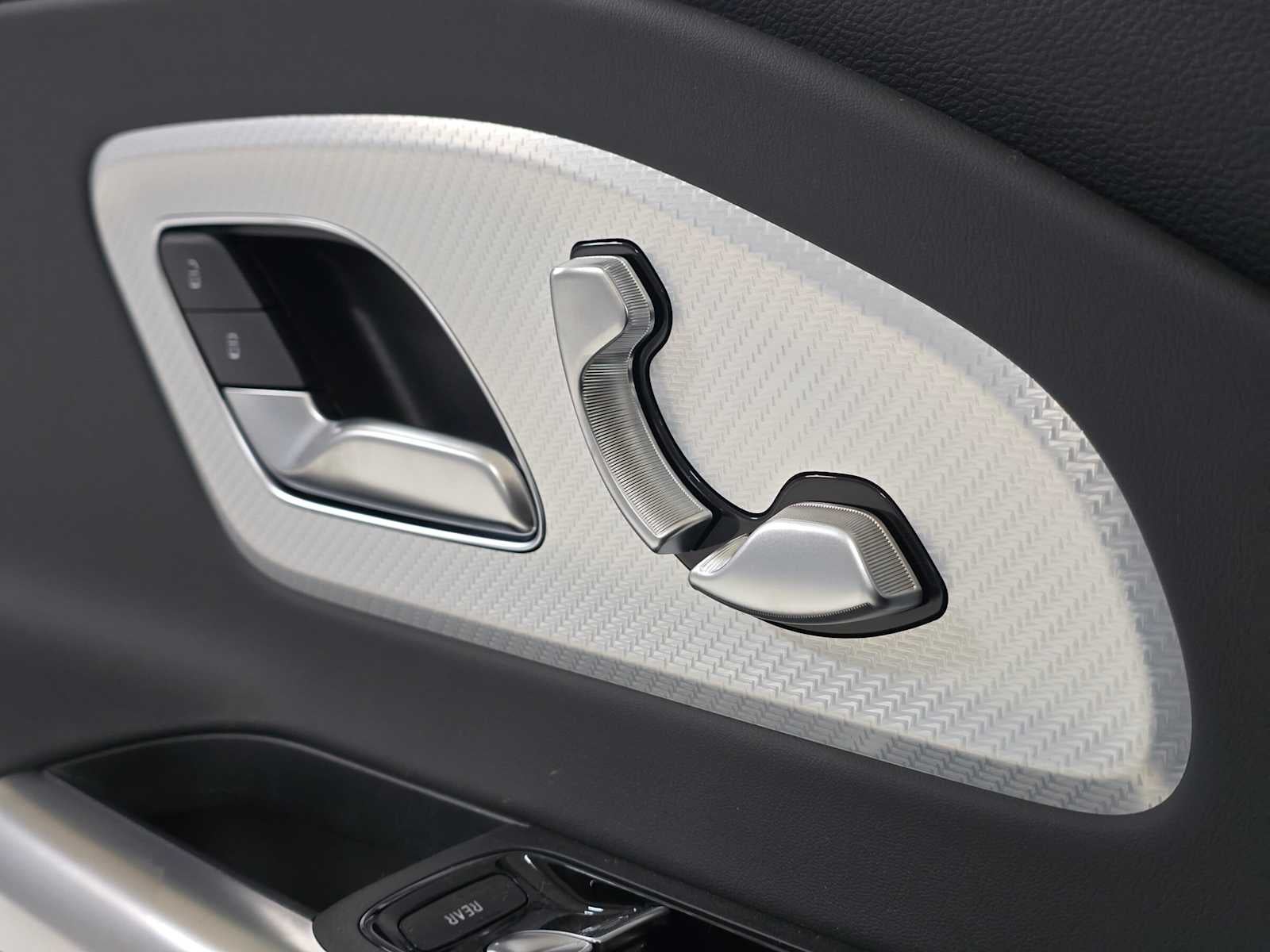 2027 Mercedes-Benz CLA 220 Hybrid FWD