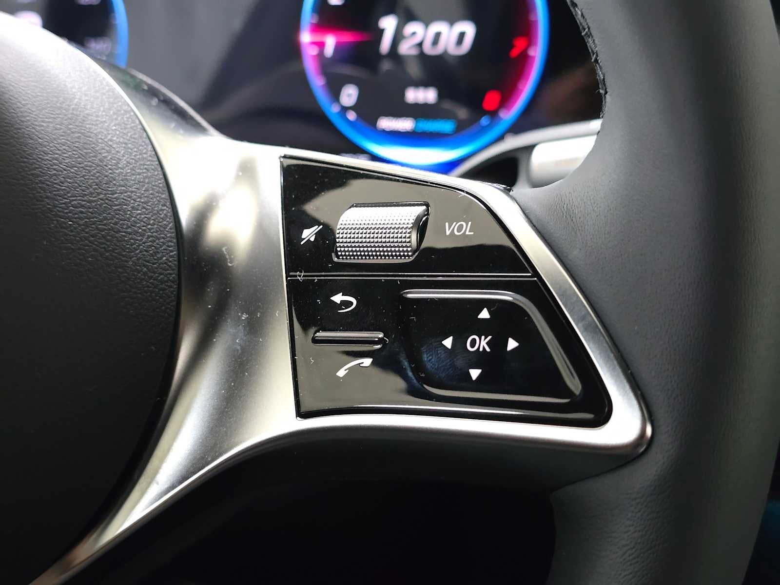 2027 Mercedes-Benz CLA 220 Hybrid FWD
