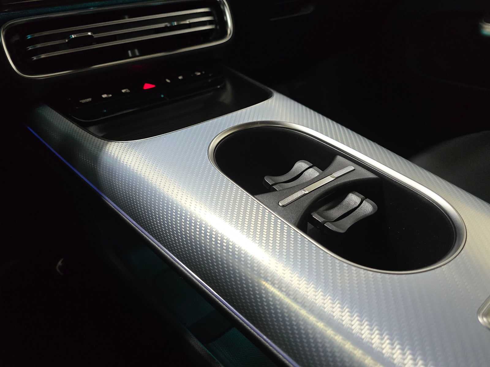 2027 Mercedes-Benz CLA 220 Hybrid FWD