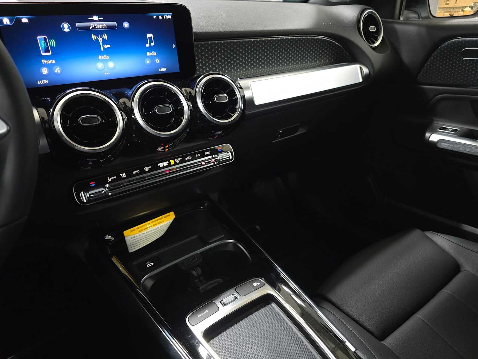 2026 Mercedes-Benz GLB 250 SUV