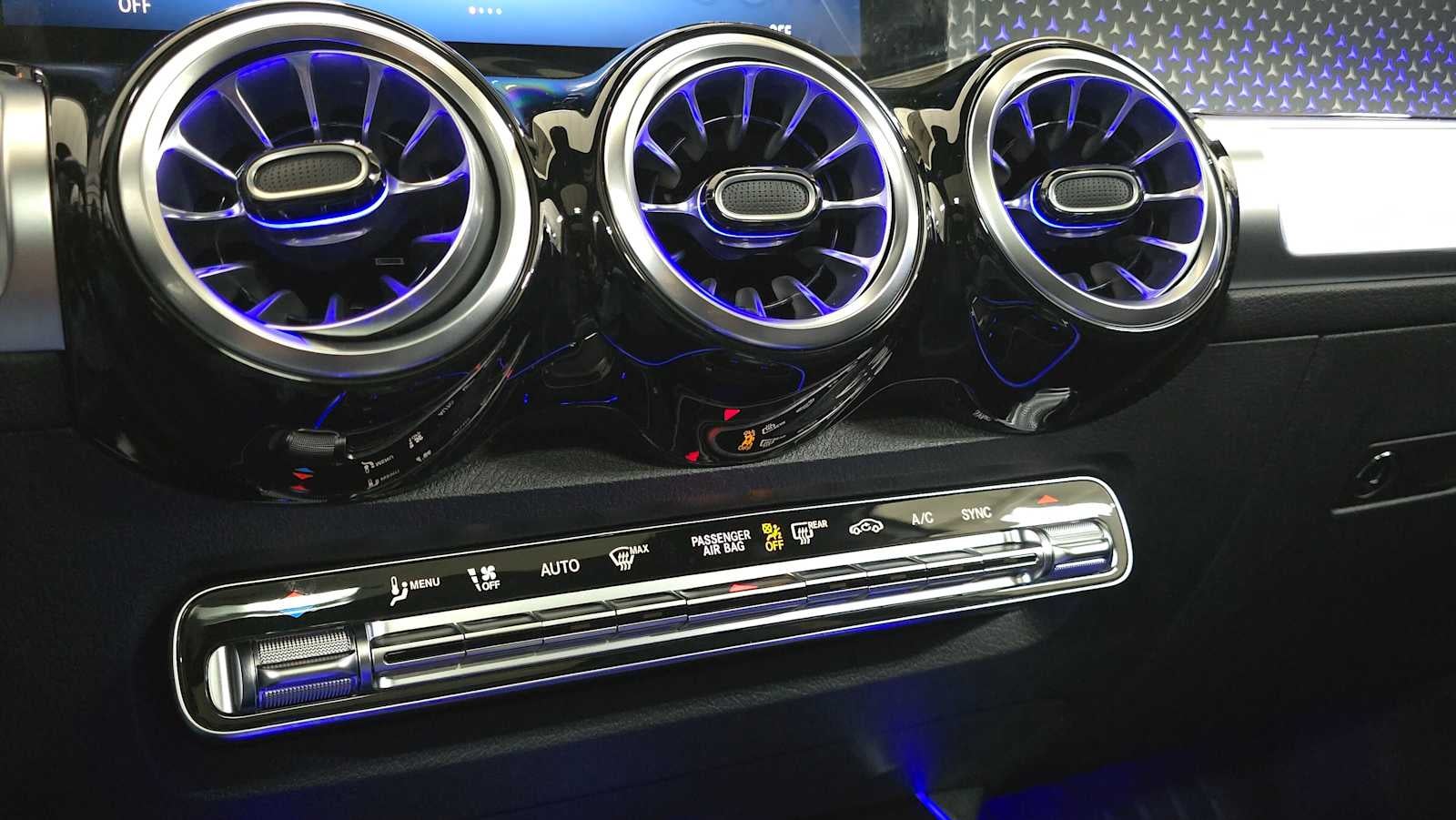 2026 Mercedes-Benz GLB 250 4MATIC® SUV