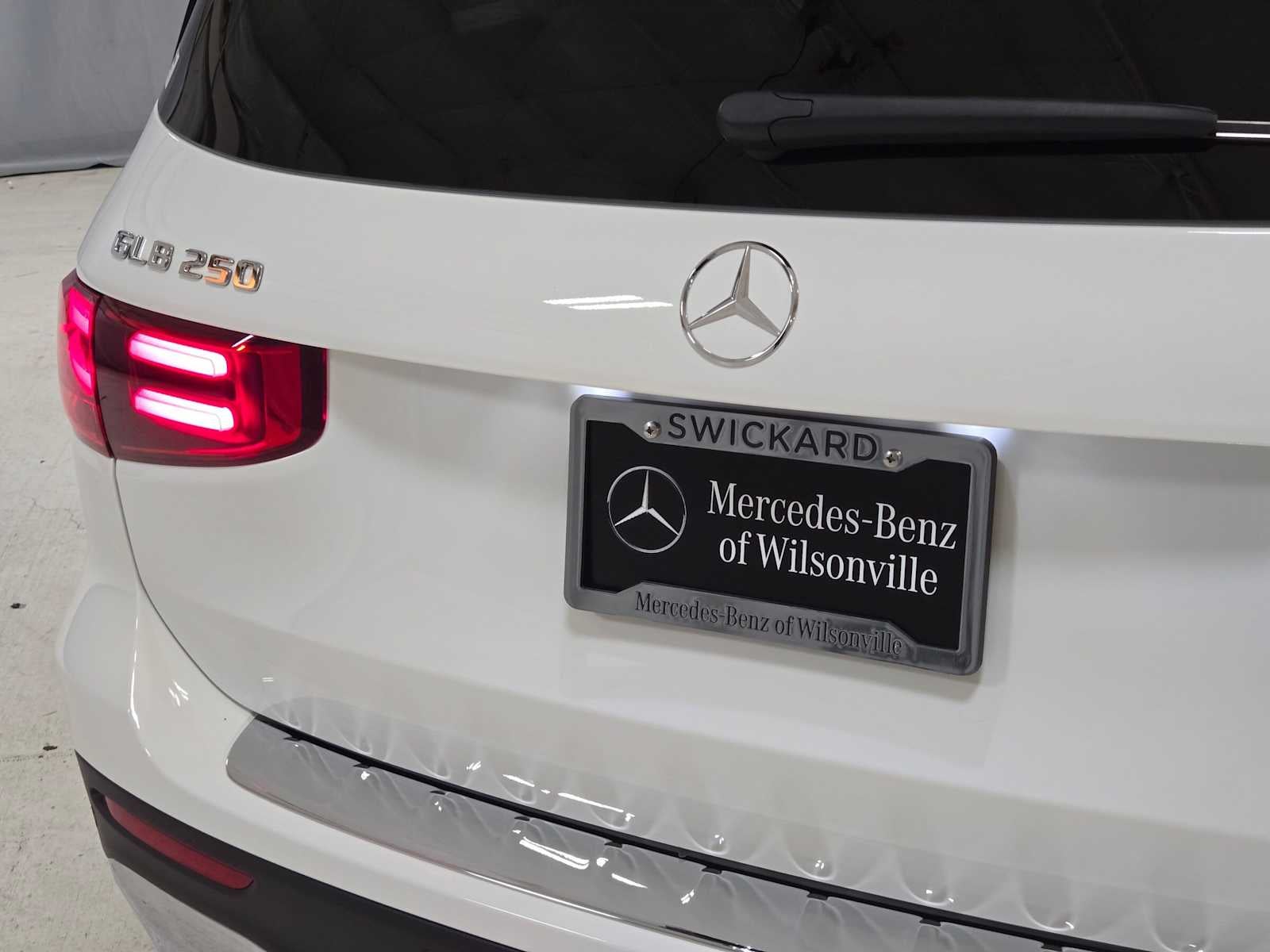 2026 Mercedes-Benz GLB 250 4MATIC® SUV