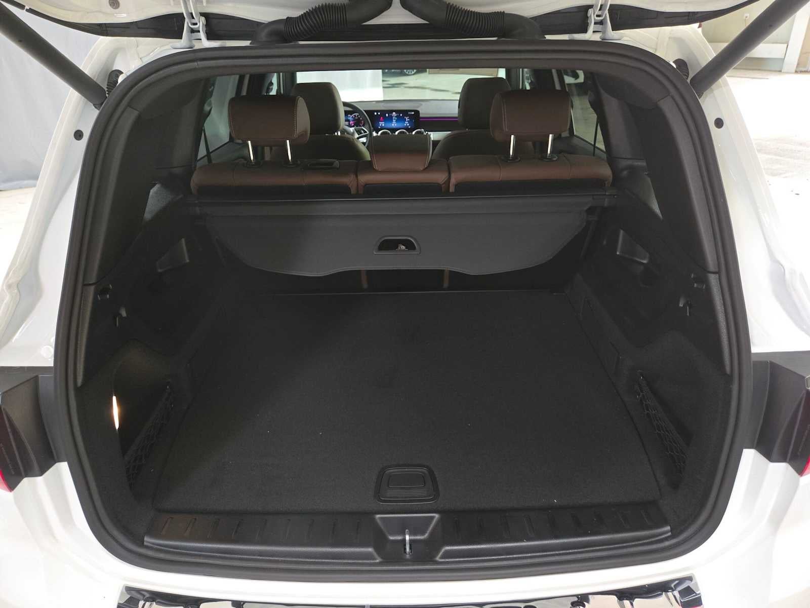 2026 Mercedes-Benz GLB 250 4MATIC® SUV