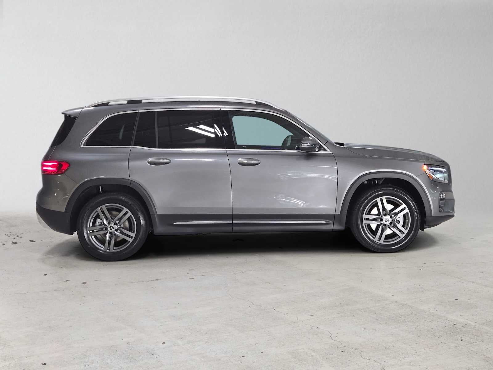 2026 Mercedes-Benz GLB 250 4MATIC® SUV