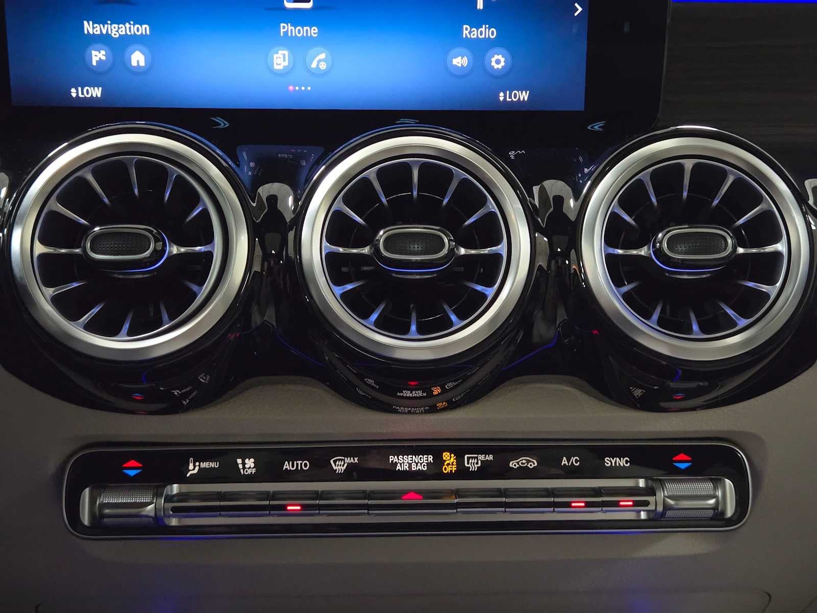 2026 Mercedes-Benz GLB 250 4MATIC® SUV