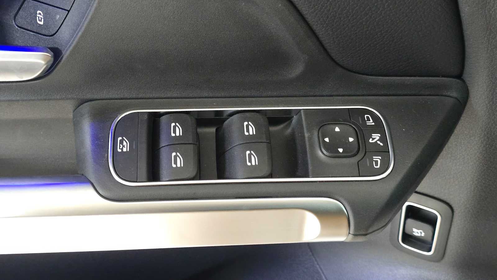 2026 Mercedes-Benz GLB 250 4MATIC® SUV