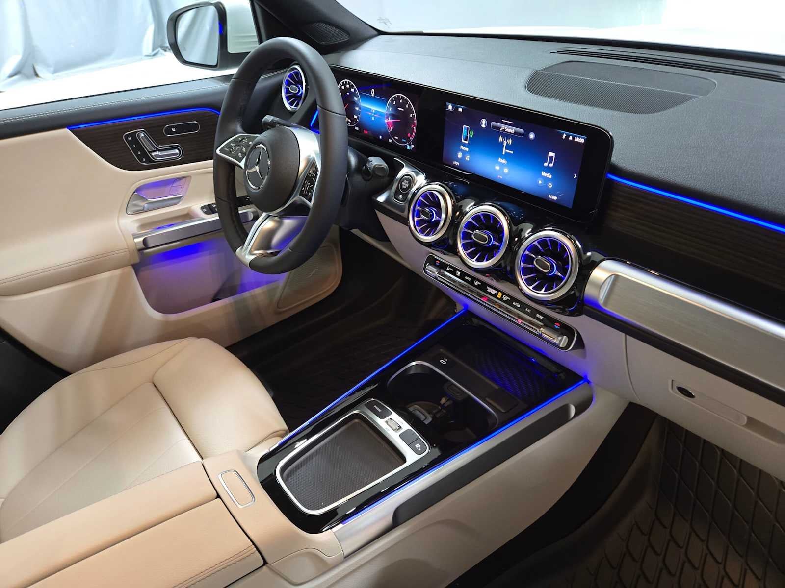 2026 Mercedes-Benz GLB 250 4MATIC® SUV