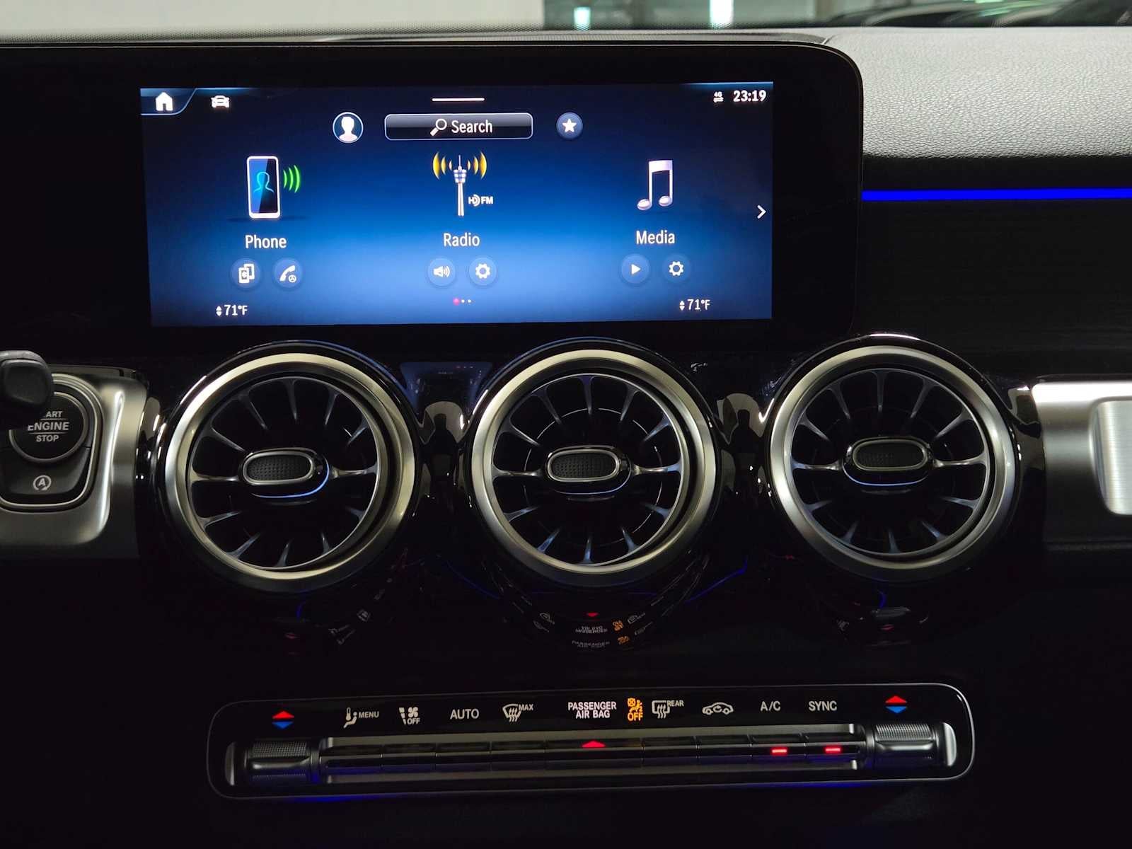 2026 Mercedes-Benz GLB 250 4MATIC® SUV