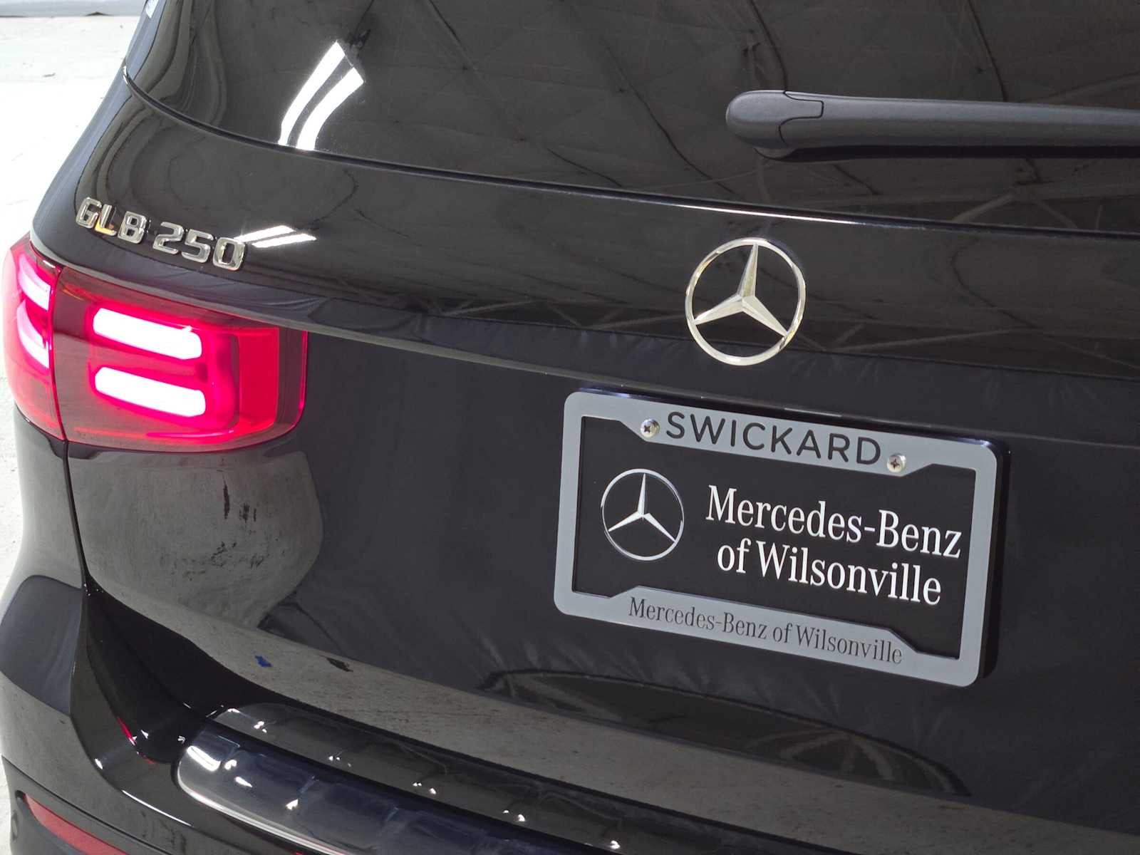 2026 Mercedes-Benz GLB 250 4MATIC® SUV