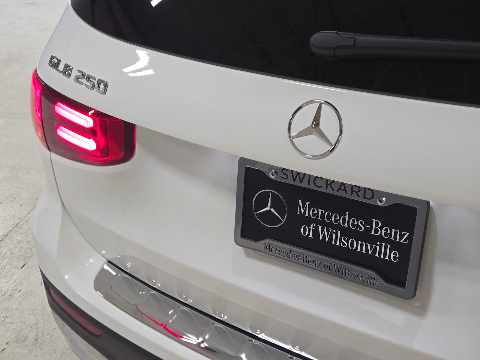 2026 Mercedes-Benz GLB 250 4MATIC® SUV