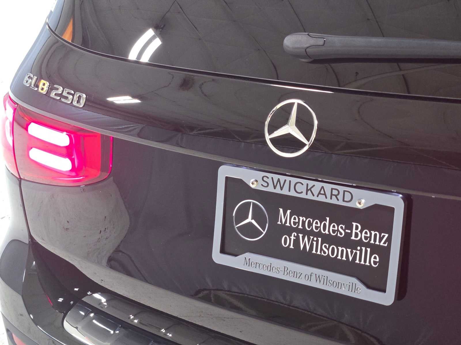 2026 Mercedes-Benz GLB 250 4MATIC® SUV