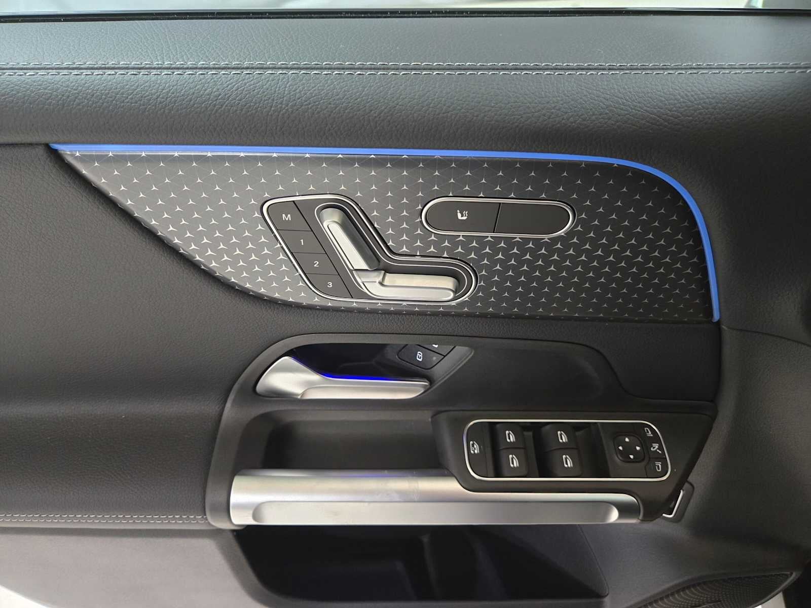 2026 Mercedes-Benz GLB 250 4MATIC® SUV